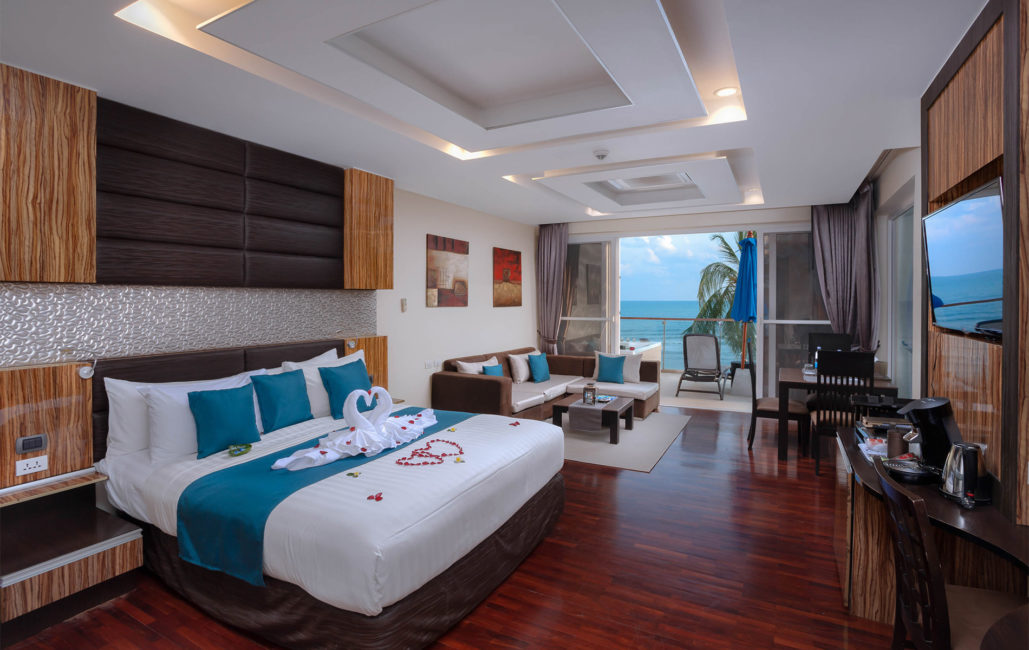 Koh Samui Beachfront Hotel - Stay - Royal Beach Boutique Resort & Spa